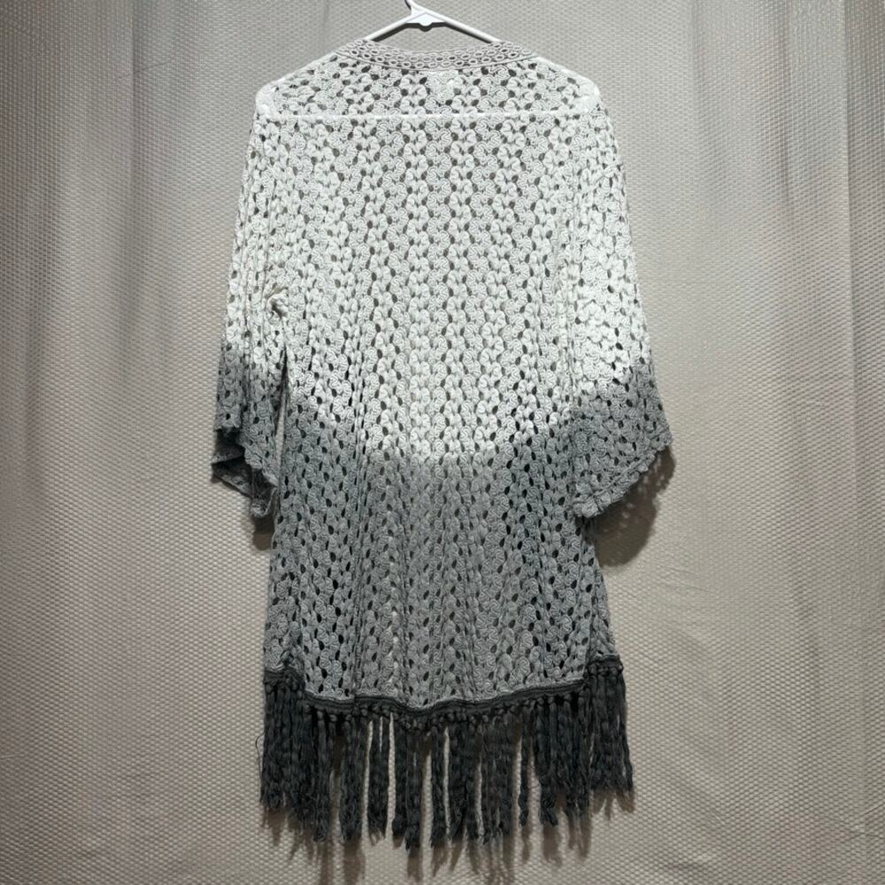 Daytrip Small Ombre Crochet Fringe Kimono Boho Festival Beach Cover Up Western - Picture 8 of 8